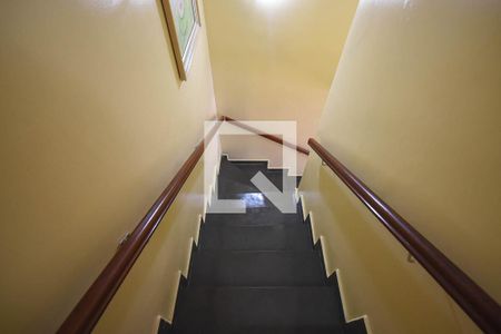 Escada de casa à venda com 3 quartos, 125m² em Vila Analia, São Paulo