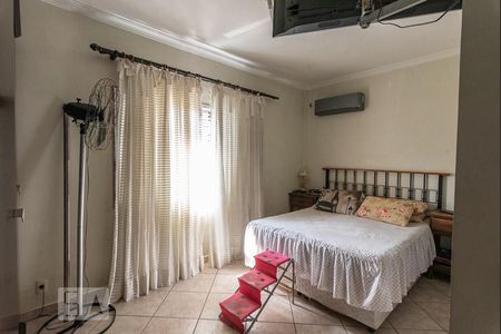 Suíte 1 de casa à venda com 3 quartos, 370m² em Jardim do Trevo, Campinas