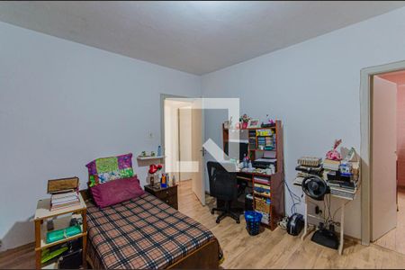 Casa à venda com 270m², 3 quartos e 2 vagas Casa à venda com 270m², 3 quartos e 2 vagasSuíte