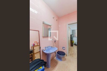 Casa à venda com 270m², 3 quartos e 2 vagas Casa à venda com 270m², 3 quartos e 2 vagasBanheiro da Suíte