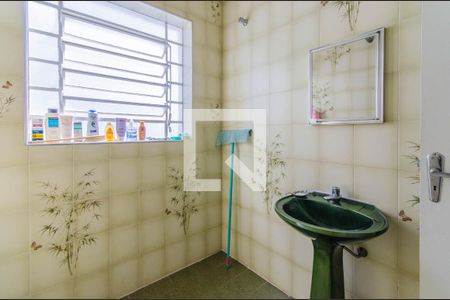 Casa à venda com 270m², 3 quartos e 2 vagas Casa à venda com 270m², 3 quartos e 2 vagasBanheiro