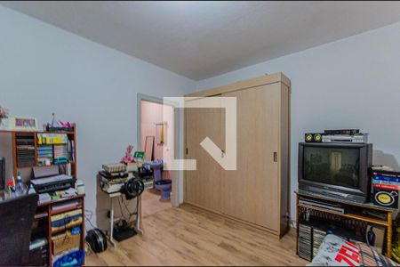 Casa à venda com 270m², 3 quartos e 2 vagas Casa à venda com 270m², 3 quartos e 2 vagasSuíte