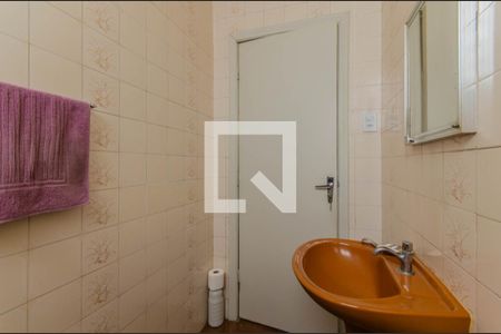 Casa à venda com 270m², 3 quartos e 2 vagas Casa à venda com 270m², 3 quartos e 2 vagasLavabo