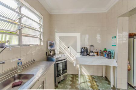 Casa à venda com 270m², 3 quartos e 2 vagas Casa à venda com 270m², 3 quartos e 2 vagasCozinha