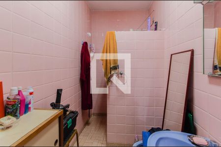 Casa à venda com 270m², 3 quartos e 2 vagas Casa à venda com 270m², 3 quartos e 2 vagasBanheiro da Suíte