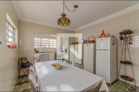 Casa à venda com 270m², 3 quartos e 2 vagas Casa à venda com 270m², 3 quartos e 2 vagasSala de Jantar