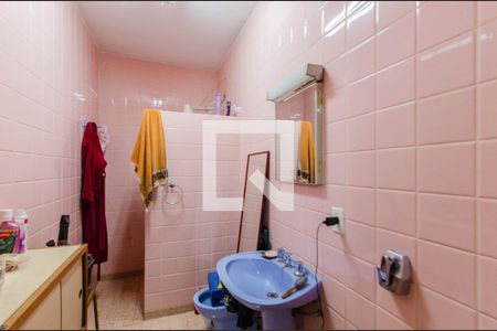 Casa à venda com 270m², 3 quartos e 2 vagas Casa à venda com 270m², 3 quartos e 2 vagasBanheiro da Suíte