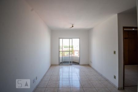 Sala de apartamento para alugar com 1 quarto, 44m² em Centro, Campinas