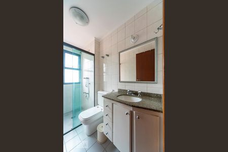 Apartamento à venda com 144m², 3 quartos e 2 vagasBanheiro do Quarto 2