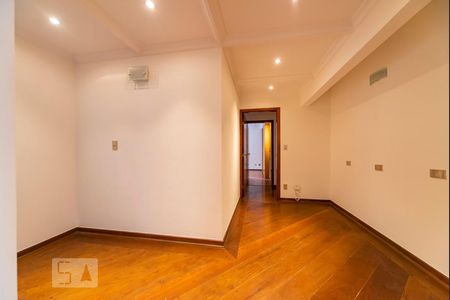 Sala de apartamento à venda com 3 quartos, 144m² em Vila Bastos, Santo André