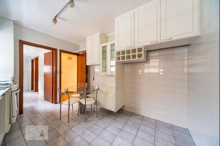 Apartamento à venda com 144m², 3 quartos e 2 vagasCozinha 