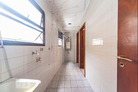 Apartamento à venda com 144m², 3 quartos e 2 vagasÁrea de Serviço