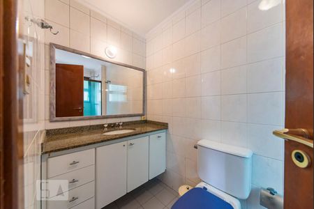 Apartamento à venda com 144m², 3 quartos e 2 vagasBanheiro do Quarto 3