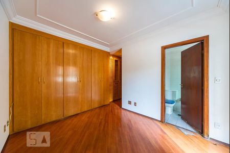 Apartamento à venda com 144m², 3 quartos e 2 vagasQuarto 3