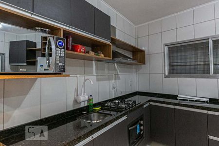 Casa à venda com 90m², 2 quartos e 2 vagasCozinha 2