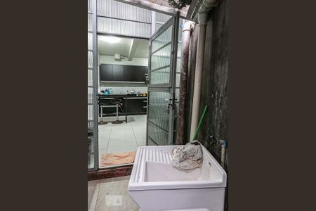 Casa à venda com 90m², 2 quartos e 2 vagasÁrea de Serviço