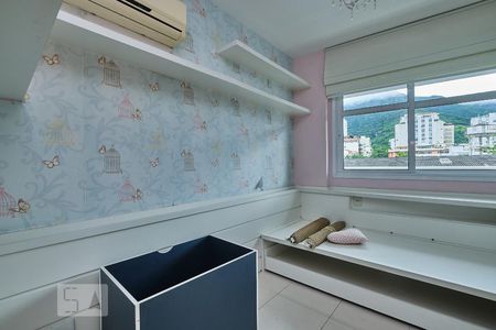 Apartamento à venda com 81m², 3 quartos e 1 vagaQuarto 2