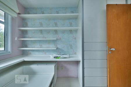 Apartamento à venda com 81m², 3 quartos e 1 vagaQuarto 2