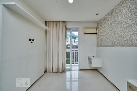 Quarto Suíte de apartamento para alugar com 3 quartos, 81m² em Tijuca, Rio de Janeiro