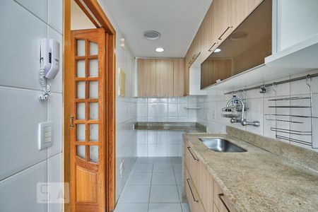Apartamento à venda com 81m², 3 quartos e 1 vagaCozinha