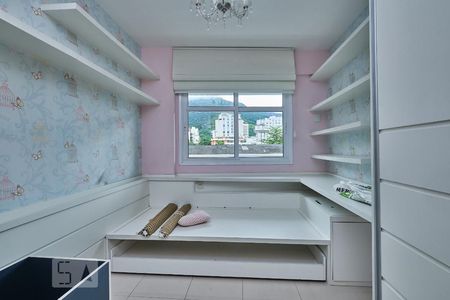 Apartamento à venda com 81m², 3 quartos e 1 vagaQuarto 2