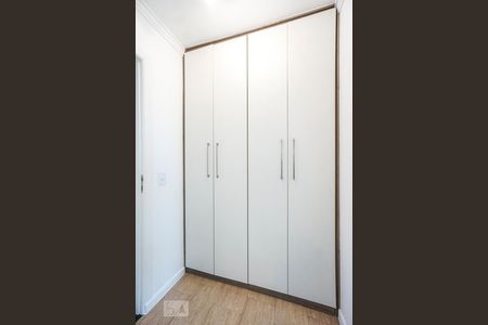 Apartamento à venda com 160m², 4 quartos e 3 vagasCloset da suíte 01