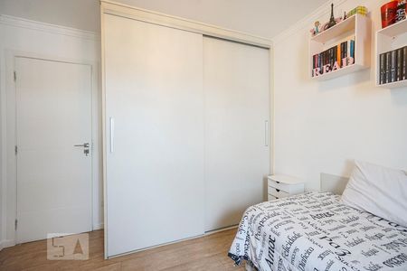 Apartamento à venda com 160m², 4 quartos e 3 vagasQuarto 02