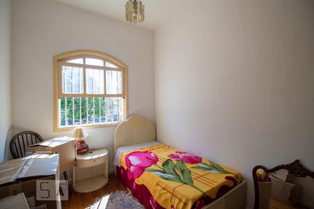 Quarto 2 de casa para alugar com 3 quartos, 110m² em Vila Monumento, São Paulo