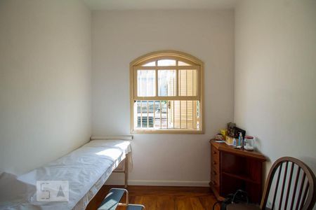 Quarto 1 de casa para alugar com 3 quartos, 110m² em Vila Monumento, São Paulo