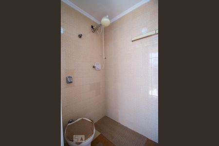 Casa para alugar com 110m², 3 quartos e 1 vaga Casa para alugar com 110m², 3 quartos e 1 vagaBanheiro de Serviço