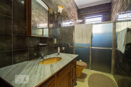 Casa para alugar com 110m², 3 quartos e 1 vaga Casa para alugar com 110m², 3 quartos e 1 vagaBanheiro