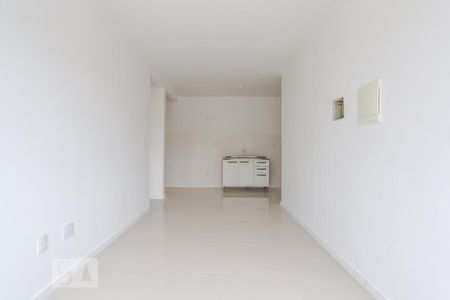 Sala de Apartamento com 1 quarto, 43m² Jardim Itu-Sabará