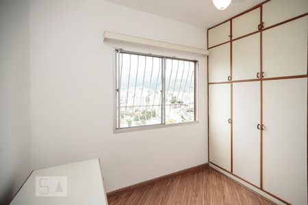 Apartamento à venda com 90m², 3 quartos e 1 vagaQuarto 2