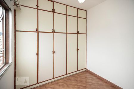 Apartamento à venda com 90m², 3 quartos e 1 vagaQuarto 2