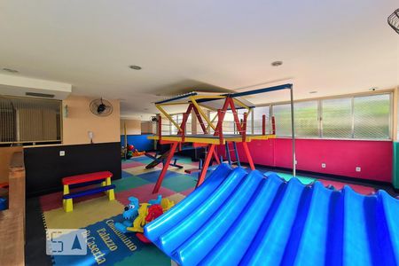 Apartamento à venda com 90m², 3 quartos e 1 vagaÁrea comum