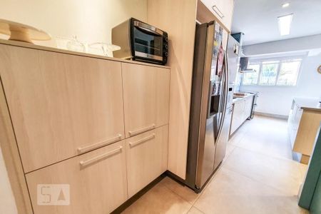 Apartamento à venda com 260m², 4 quartos e 5 vagas Apartamento à venda com 260m², 4 quartos e 5 vagasCozinha