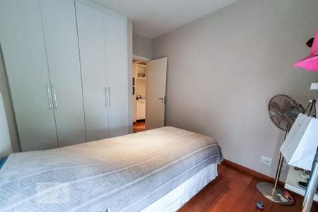 Apartamento à venda com 260m², 4 quartos e 5 vagas Apartamento à venda com 260m², 4 quartos e 5 vagasQuarto 2