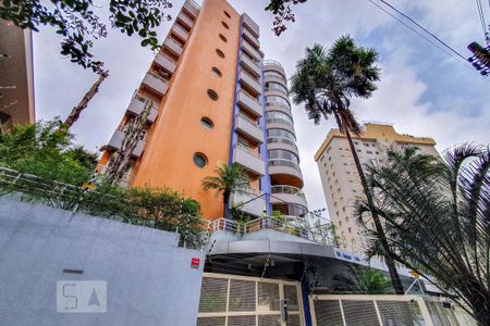 Apartamento à venda com 260m², 4 quartos e 5 vagas Apartamento à venda com 260m², 4 quartos e 5 vagasFachada