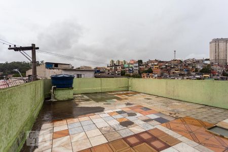 Casa à venda com 50m², 1 quarto e sem vagaQuintal