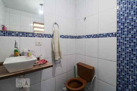 Casa à venda com 38m², 2 quartos e 3 vagasBanheiro