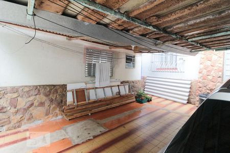 Casa à venda com 38m², 2 quartos e 3 vagasGaragem