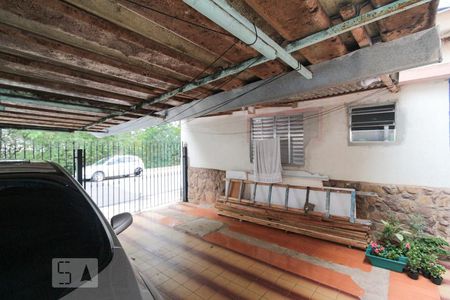 Casa à venda com 38m², 2 quartos e 3 vagasGaragem
