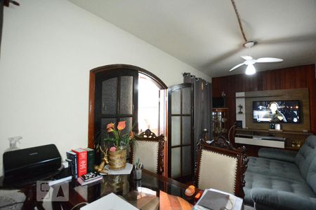Sala de casa à venda com 2 quartos, 273m² em Cordovil, Rio de Janeiro