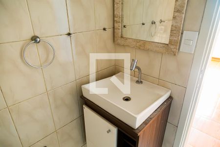 Apartamento à venda com 42m², 2 quartos e sem vagaBanheiro - Pia