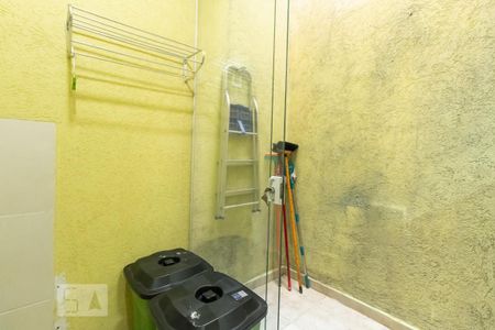 Casa de condomínio para alugar com 75m², 2 quartos e 1 vagaÁrea de Serviço