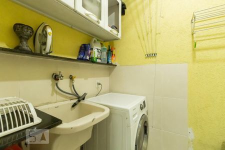 Casa de condomínio para alugar com 75m², 2 quartos e 1 vagaÁrea de Serviço