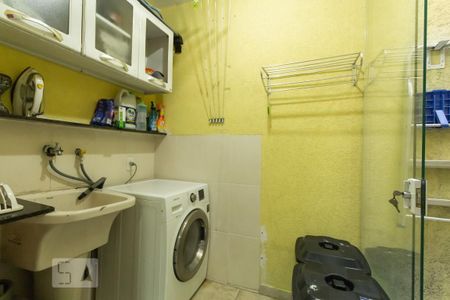 Casa de condomínio para alugar com 75m², 2 quartos e 1 vagaÁrea de Serviço