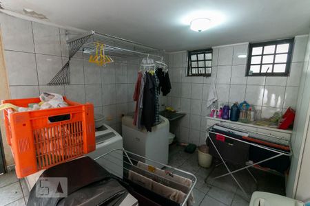 Casa à venda com 320m², 4 quartos e 3 vagas Casa à venda com 320m², 4 quartos e 3 vagasArea de Serviço