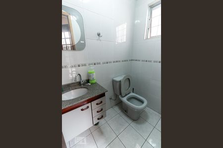 Lavabo de casa à venda com 4 quartos, 320m² em Jardim Prudência, São Paulo