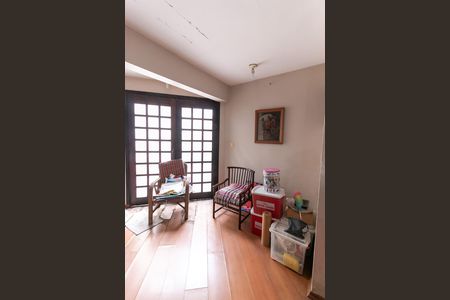 Sala de casa à venda com 4 quartos, 320m² em Jardim Prudência, São Paulo